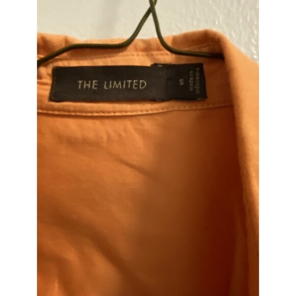 THE LIMITED BUTTON DOWN WORK CASUAL BUSINES SIZE SMALL. MISSING BUTTON ON SLEEVE - Picture 2 of 7